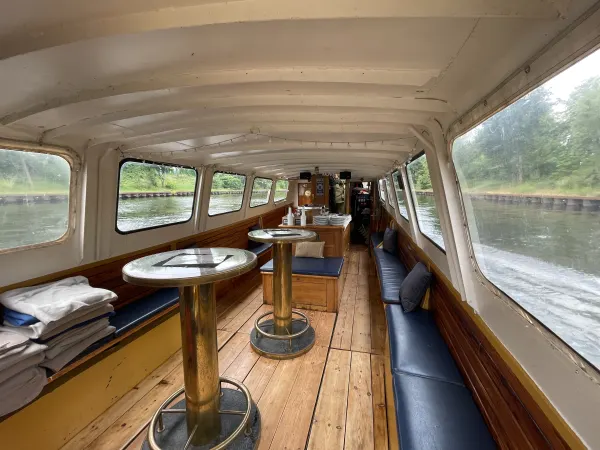 Salon Sylvia ohne Dekoration